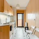 4br In Center 2min Metro And Walk Aliados * Porto