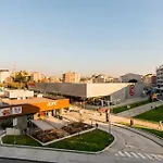 4br In Center 2min Metro And Walk Aliados
