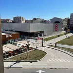 Lejlighed 4br In Center 2min Metro And Walk Aliados
