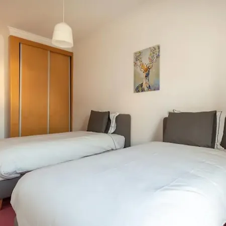 4br In Center 2min Metro And Walk Aliados Appartamento