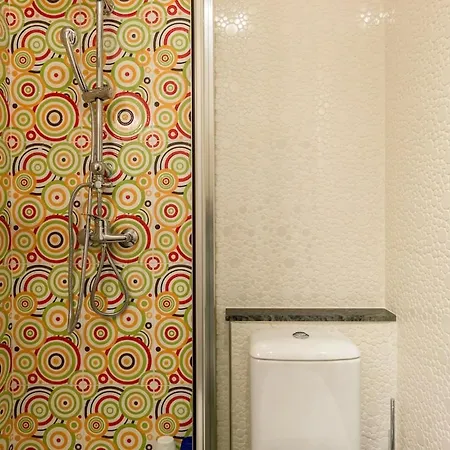 アパート 4br In Center 2min Metro And Walk Aliados ポルト